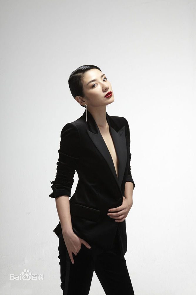 最全黄奕(Crystal)精彩图册