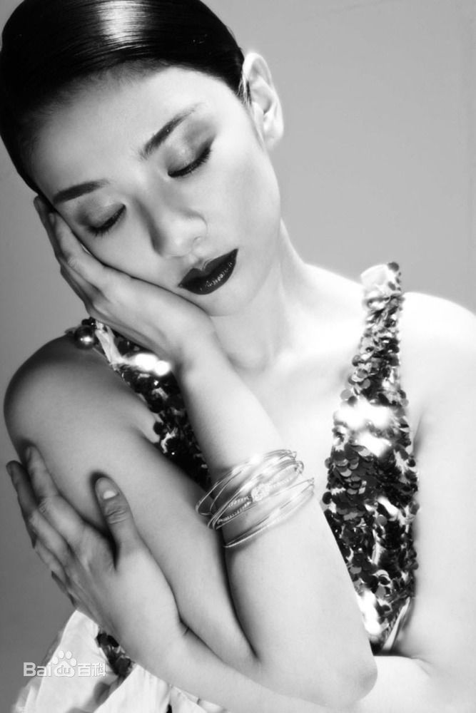 最全黄奕(Crystal)精彩图册