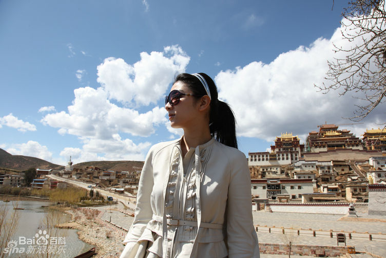 最全黄奕(Crystal)精彩图册