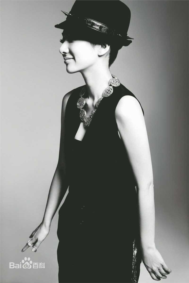 最全黄奕(Crystal)精彩图册