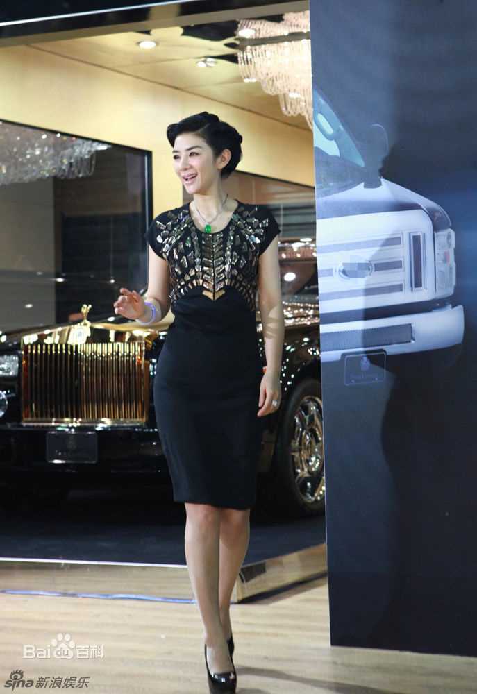 最全黄奕(Crystal)精彩图册