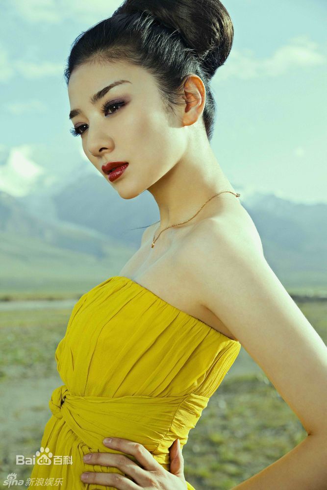 最全黄奕(Crystal)精彩图册