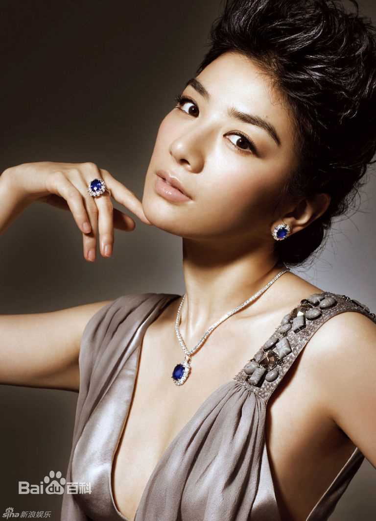 最优质黄奕(Crystal)生活照