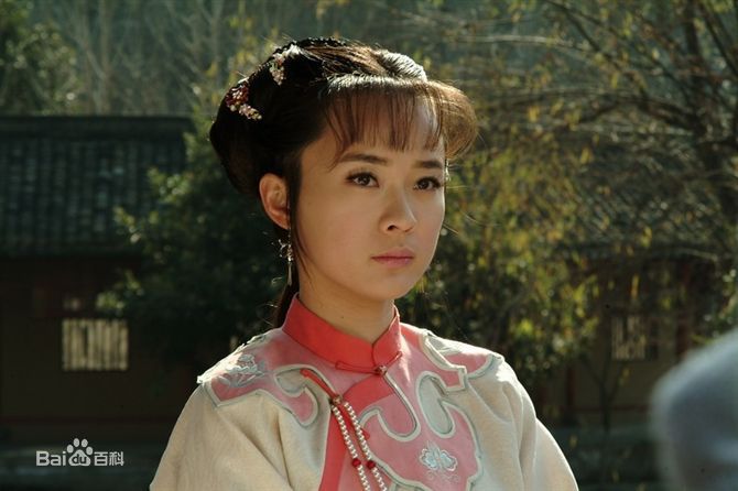 霍思燕(Huo Siyan)在《玫瑰江湖》饰演女一号君绮罗中的