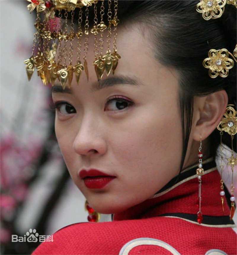 霍思燕(Huo Siyan)在《玫瑰江湖》饰演女一号君绮罗中的