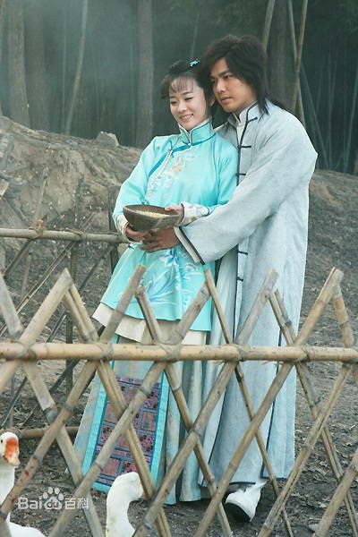 霍思燕(Huo Siyan)在《玫瑰江湖》饰演女一号君绮罗中的