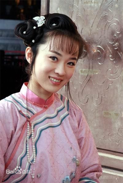 霍思燕(Huo Siyan)在《玫瑰江湖》饰演女一号君绮罗中的