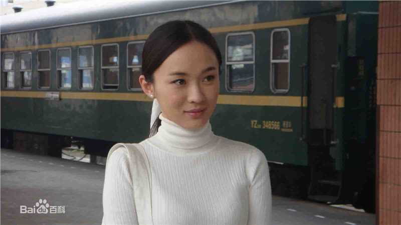 霍思燕(Huo Siyan)在《夫妻一场》饰演女一号宁小燕中的