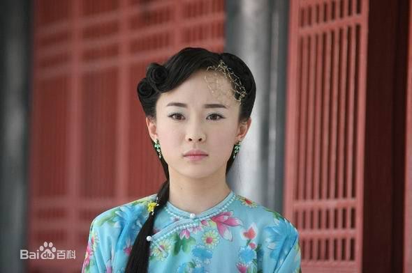 霍思燕(Huo Siyan)在《大清后宫之还君明珠》饰演沈吟秋中的