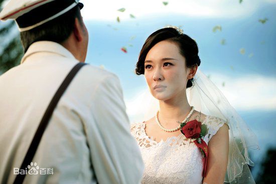 精选霍思燕(Huo Siyan)在《父亲》饰演女主角霍燕燕中的图册