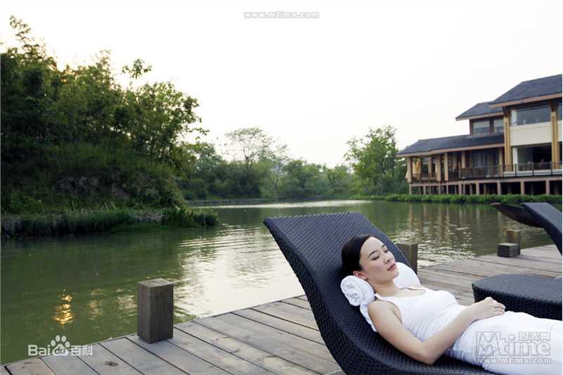 霍思燕(Huo Siyan)在《饮食男女2》饰演女一号瓦儿中的