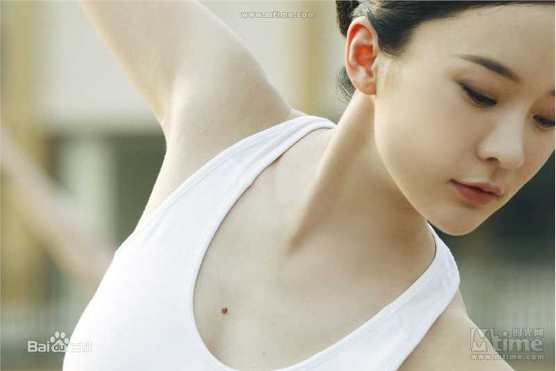 霍思燕(Huo Siyan)在《饮食男女2》饰演女一号瓦儿中的