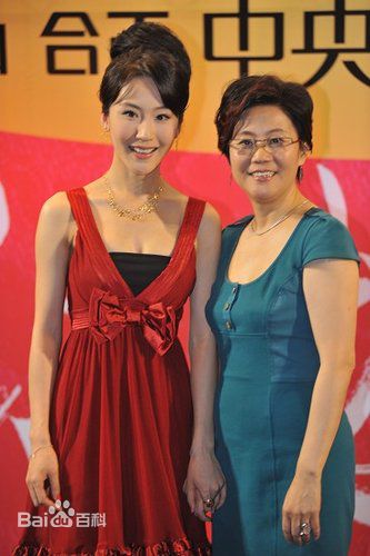 周美毅风格迥异的图册