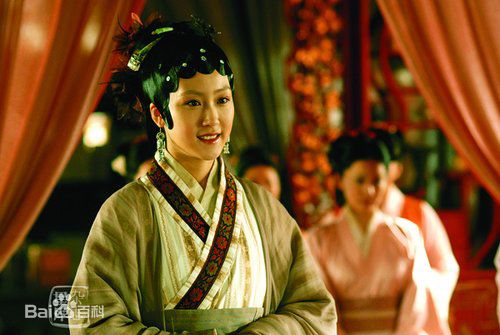 周美毅新红楼梦——饰演李纨生活照相册