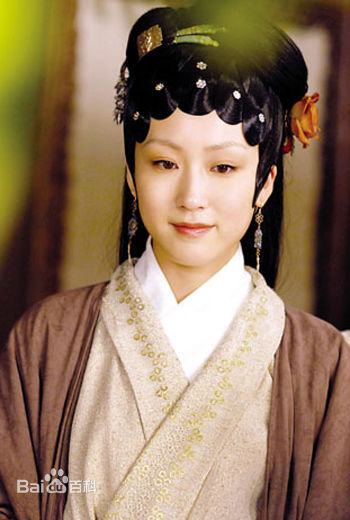 周美毅新红楼梦——饰演李纨生活照相册