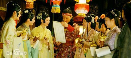 周美毅新红楼梦——饰演李纨生活照相册