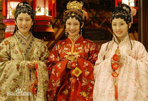 周美毅新红楼梦——饰演李纨生活照相册