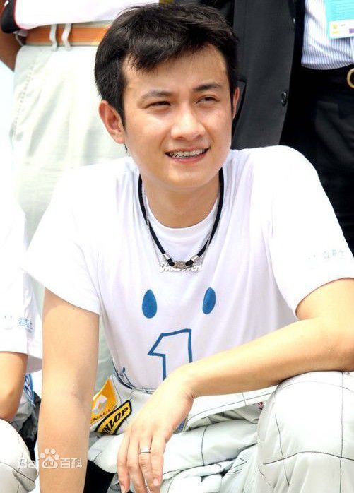 最全文章(Wen Zhang)素颜照