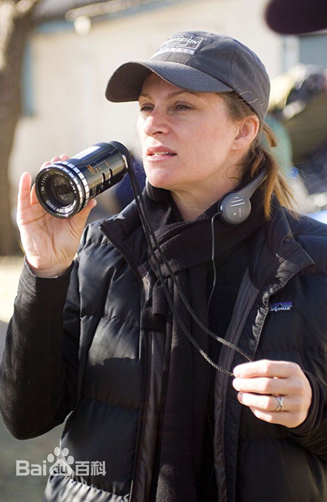 妮基·卡罗(Niki Caro)前后照片