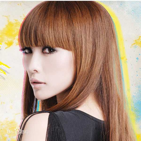 柳岩(Ada)精选EP《岩色》珍藏图册