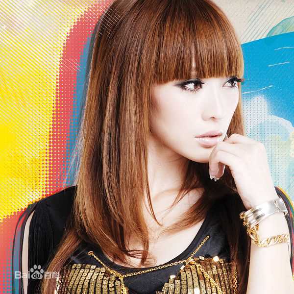 柳岩(Ada)精选EP《岩色》珍藏图册