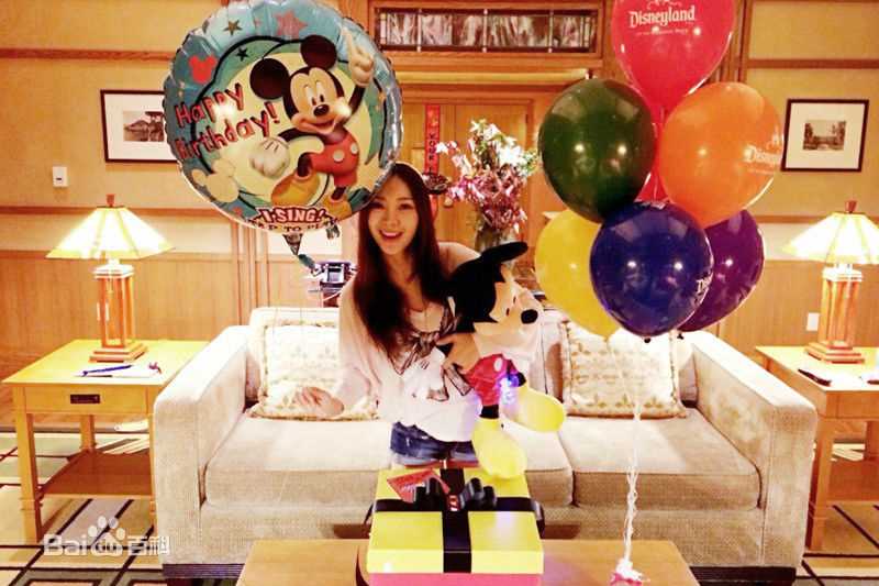 柳岩(Ada)生活照片素颜照壁纸