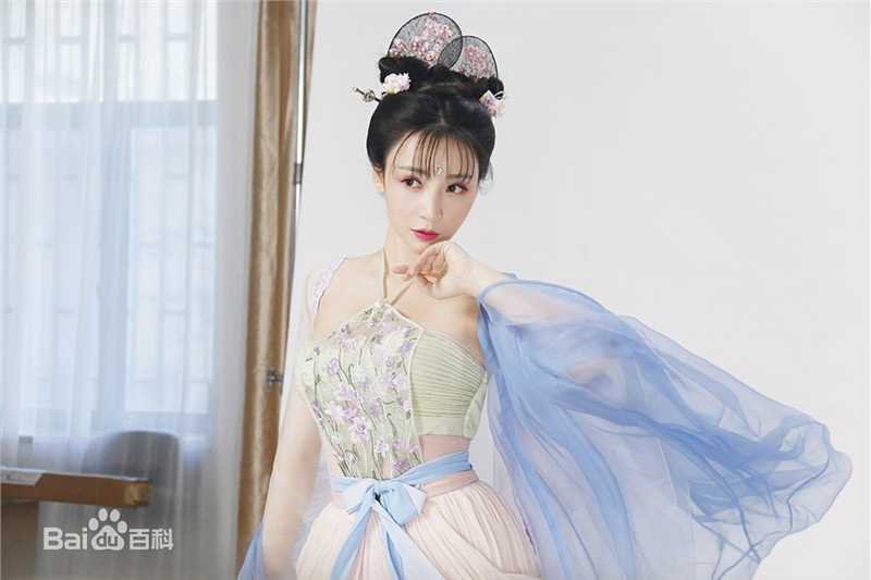 柳岩(Ada)电视剧《回明》最新剧照