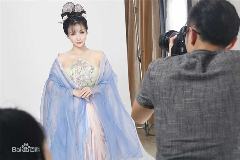 柳岩(Ada)电视剧《回明》最新剧照