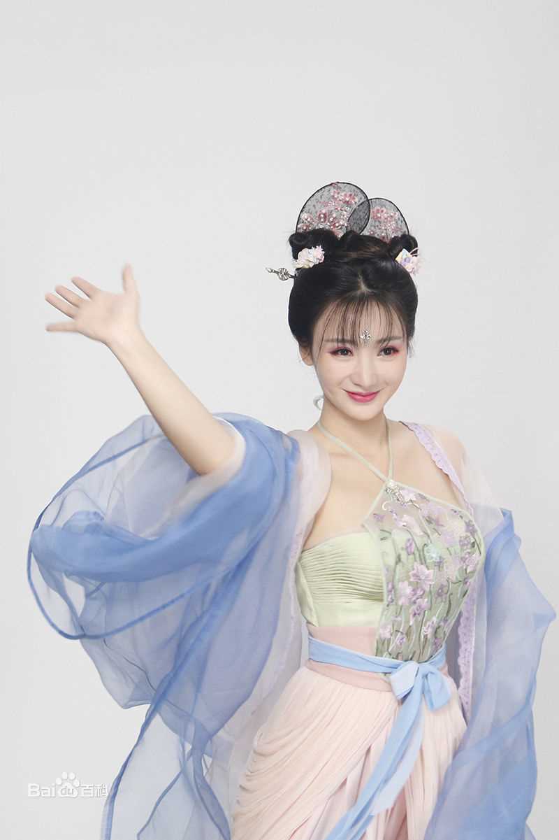 柳岩(Ada)电视剧《回明》最新剧照