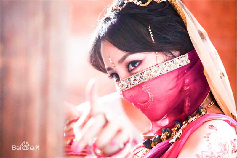 柳岩(Ada)《舞刀弄棍》剧照