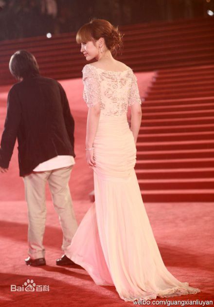 最优质柳岩(Ada)精彩图册