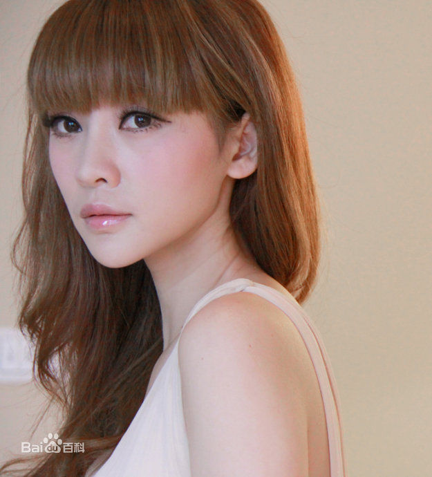 最优质柳岩(Ada)精彩图册