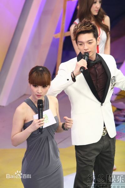 最优质柳岩(Ada)精彩图册