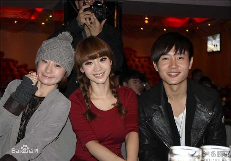 最优质柳岩(Ada)精彩图册