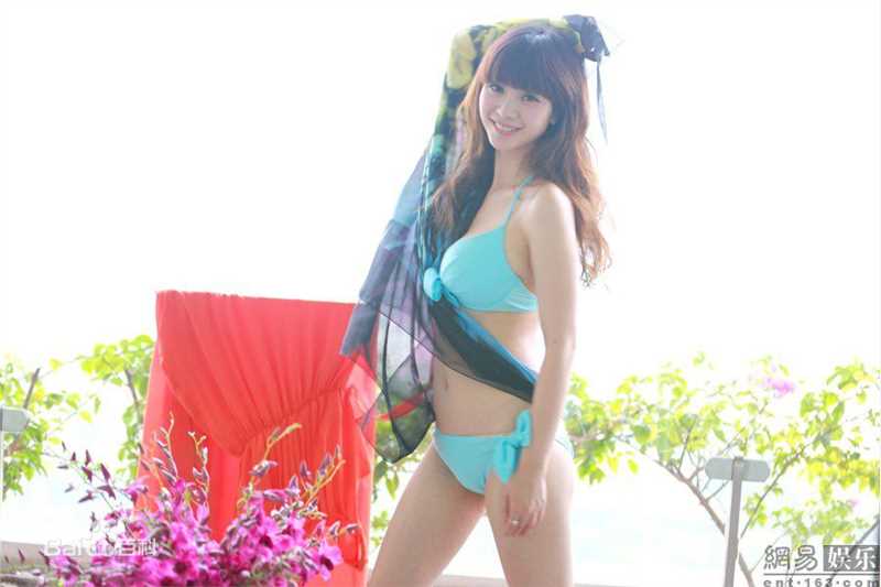 最优质柳岩(Ada)精彩图册