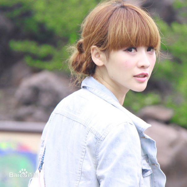 最新柳岩(Ada)精彩图册1