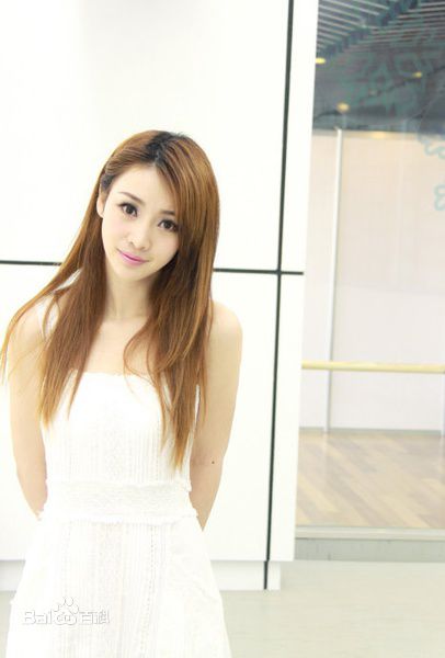 最新柳岩(Ada)精彩图册1