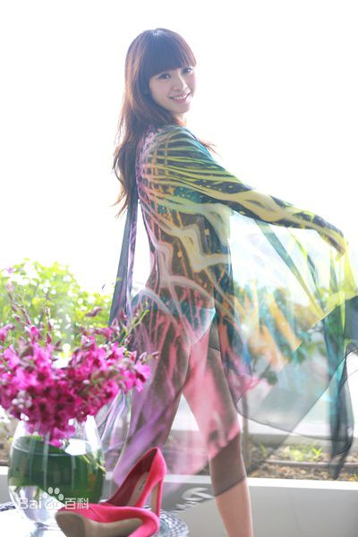 最新柳岩(Ada)精彩图册1