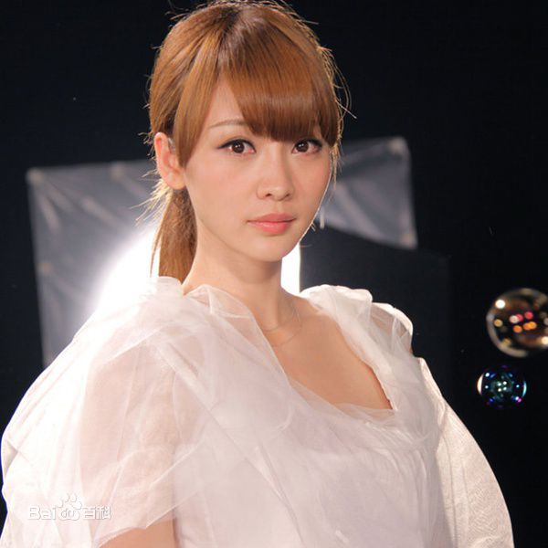 最新柳岩(Ada)精彩图册1