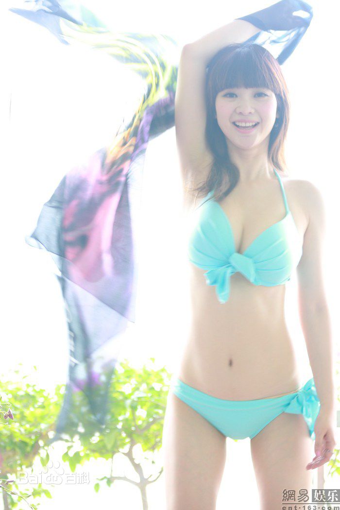 最新柳岩(Ada)精彩图册