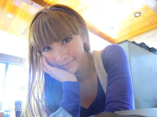 最全柳岩(Ada)精彩图册1