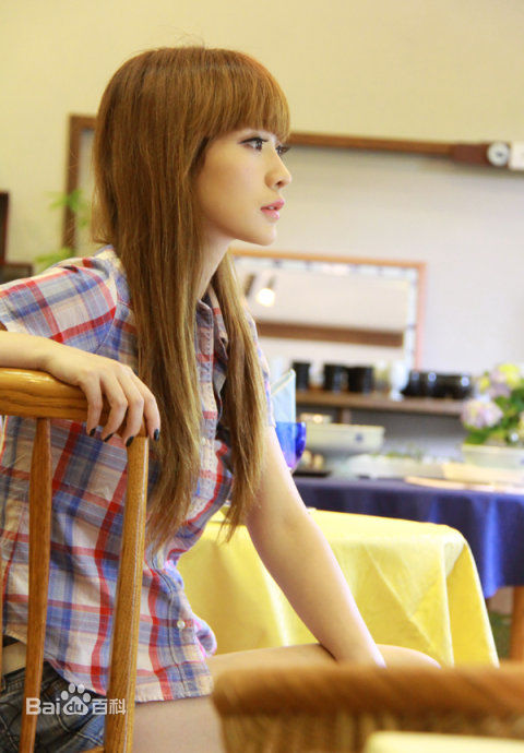 柳岩(Ada)的个人图册前后照片