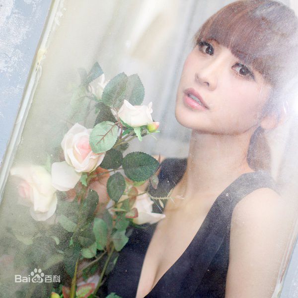 精选柳岩(Ada)精彩图册1