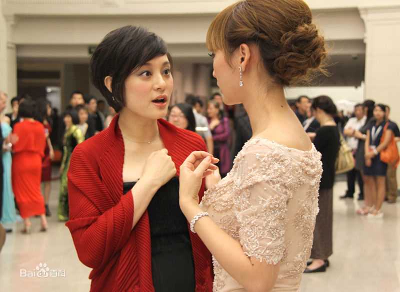 柳岩(Ada)的个人图册生活照相册