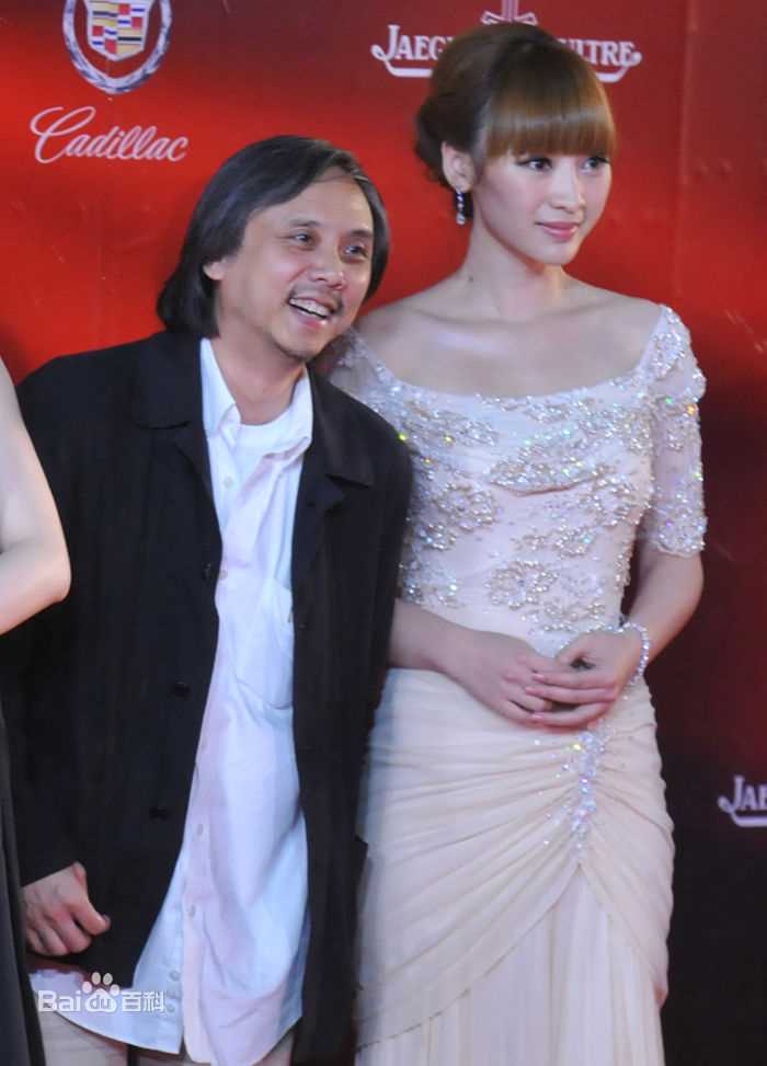 柳岩(Ada)的个人图册生活照相册