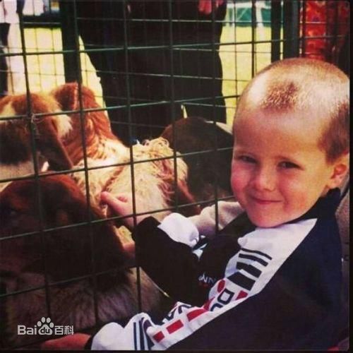 杰森·斯坦森(Jason Statham)早年斯坦森生活照