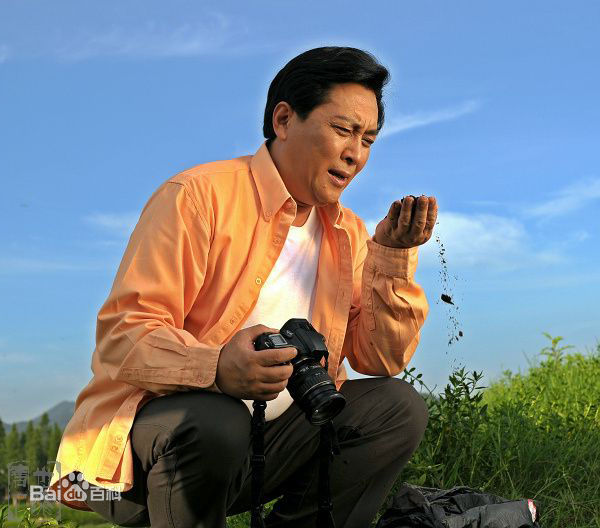 唐国强生活照素颜照壁纸