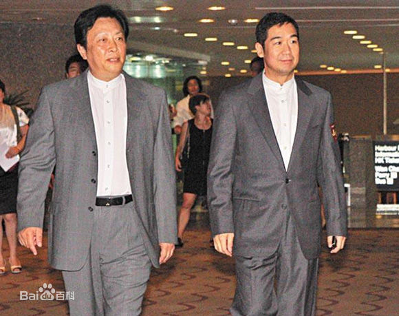 唐国强生活照素颜照壁纸