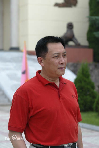 唐国强生活照素颜照壁纸