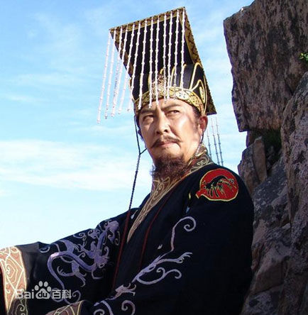 精选唐国强在电视剧《三国演义》中饰演诸葛亮中的图册